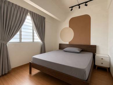 Room in Jelutong, PNG