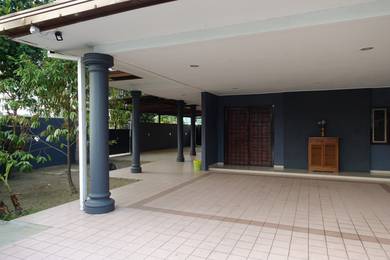 Corner lot 2.5 tingkat Kajang SILK max 20 orang