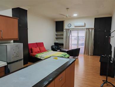 Service Residence For Sale in Maytower