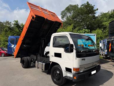 Lori Nissan UD Tipper 3 tan Dumper Tipper Jek