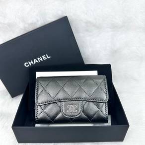 Chanel Metallic Grey Lambskin Card Case(Microchip)