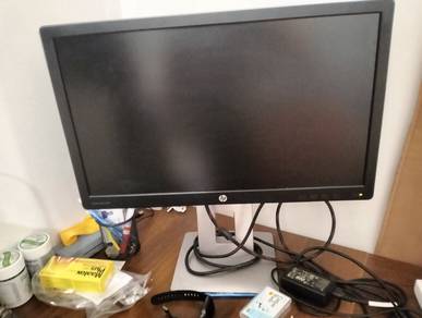 HP Desktop monitor and working chair