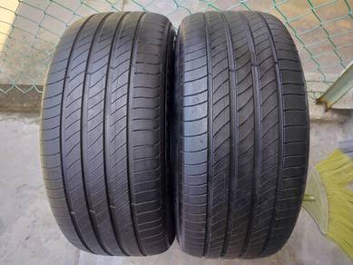 Michelin Primacy4 235/50/18

Tahun 2024 Thread 70%