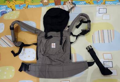Preloved Ergobaby Omni 360