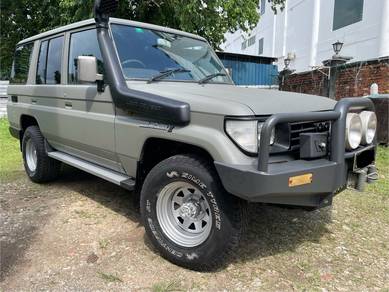 1995 Toyota Land Cruiser LC2