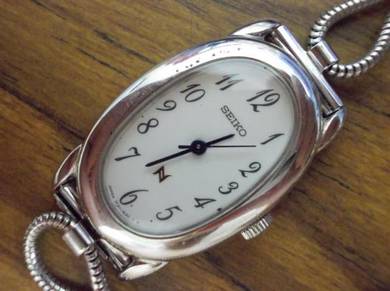 Classic Seiko lady watch