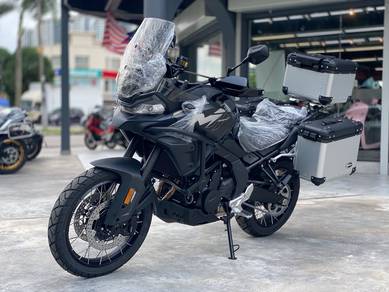 CFMOTO 700MT
