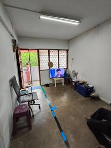Flat For Sale in Lebuh Tuna