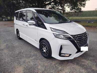 Nissan Serena S-HYBRID HIGHWAY STAR in Sungai Besi, KUL