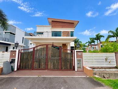 Bungalow House For Sale in Paya Rumput,MLK