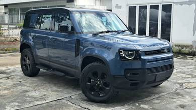 2021 Land Rover Defender 110 P300