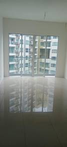 Condominium For Sale in Quay West Residence