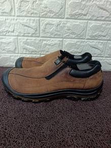 Uk11 KEEN Slip-On