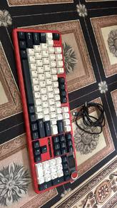 Keyboard Gaming Aesthetic Merah