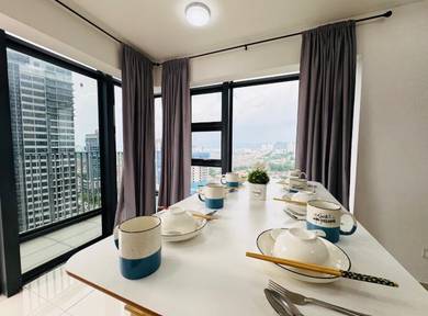Condominium For Sale in Mid Valley City,KUL