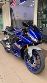 Yamaha R15