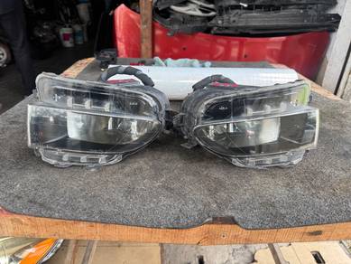 No 30-9-2 Lexus GS350 Bumper Foglamp Jpn