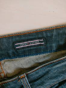 Authentic Tommy Hilfiger Jeans -like new