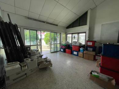 Semi-Detached House For Sale in Pulau Tikus,PNG