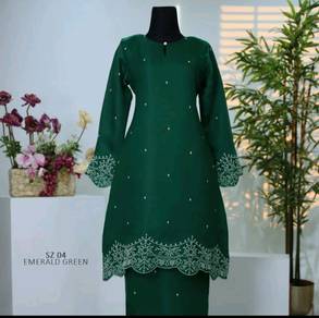 Baju untuk kenduri