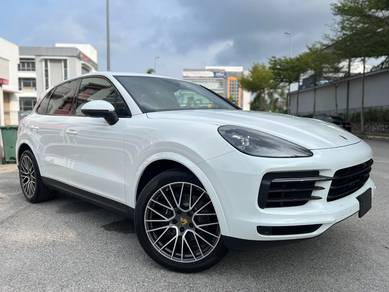 Porsche Cayenne BASE in Cyberjaya, SGR