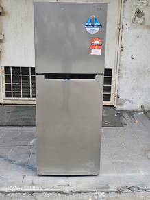 Jenama haier 2door fridge refrigerator 216L