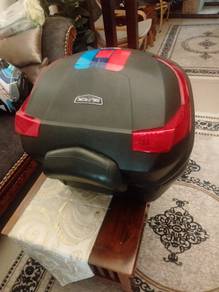BOX GIVI  untuk di jual 