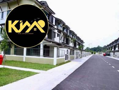 3-storey Terraced House For Sale in Batu Maung,PNG