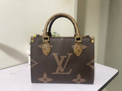 top handle bag