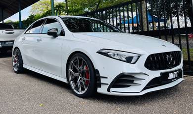 Mercedes Benz A250 250 AMG LINE in Johor Bahru, JHR