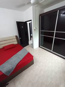 Room in Seri Kembangan, SGR