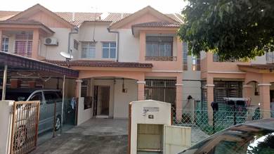 2-storey Terraced House For Sale in Banting,SGR
