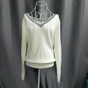 Uniqlo Active V Neck Sweater