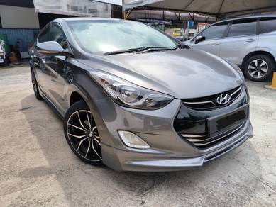Hyundai Elantra PREMIUM in Desa Petaling, KUL