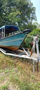 Explorer boat