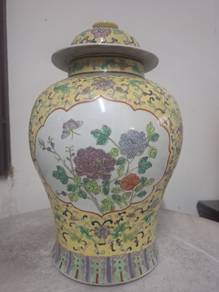 17寸黄地粉彩花卉纹将军罐｜Chinese Porcelain Lidded Jar / Ginge