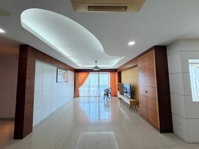 Condominium For Sale in Klebang 8