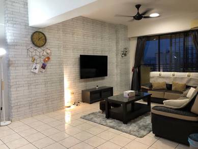 Condominium For Sale in Vista Komanwel A