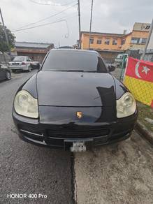 Porsche Cayenne in Ampang, SGR