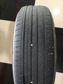 Used tyre TOYO 225X65X17