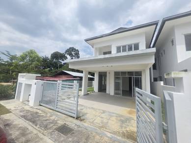 Semi-Detached House For Sale in Shah Alam,SGR
