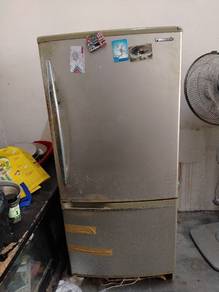 peti sejuk panasonic