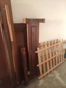 wooden bed set