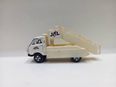 Welly JAL (Japan Airlines) Airport Mobile Stairs
