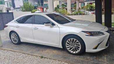 Lexus ES 250 PREMIUM in Bukit Mertajam, PNG