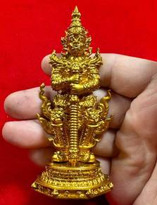 Tao Wessuwan , Gold Statue Thai Amulet Worship to