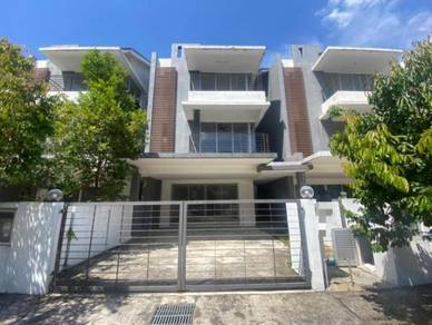 3-storey Terraced House For Sale in Rawang,SGR