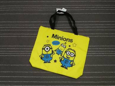 Minions bellow warm bag new