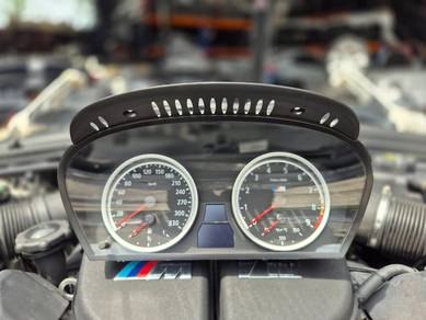 BMW E60 M5 V10 Meter