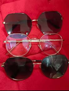 Sunglass